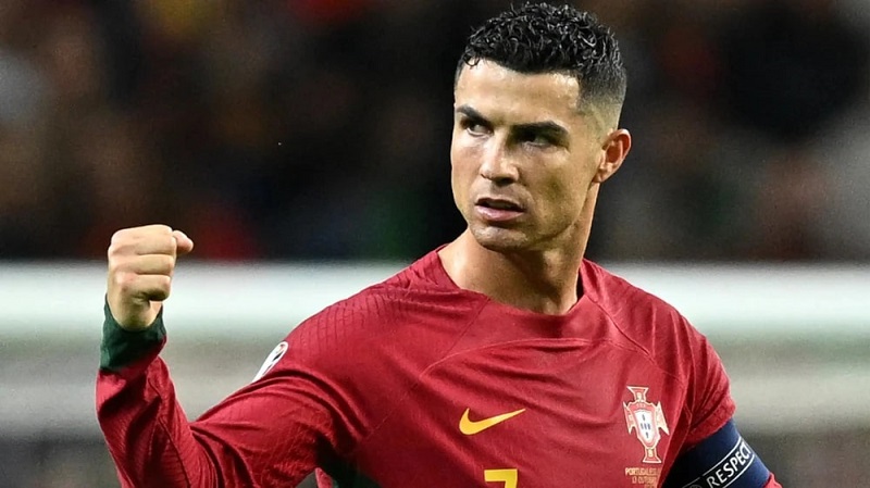 Ronaldo nhiều lần chơi xấu khiến cổ động viên bức xúc